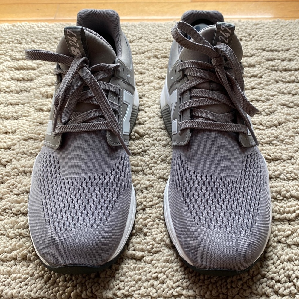 New Balance 247